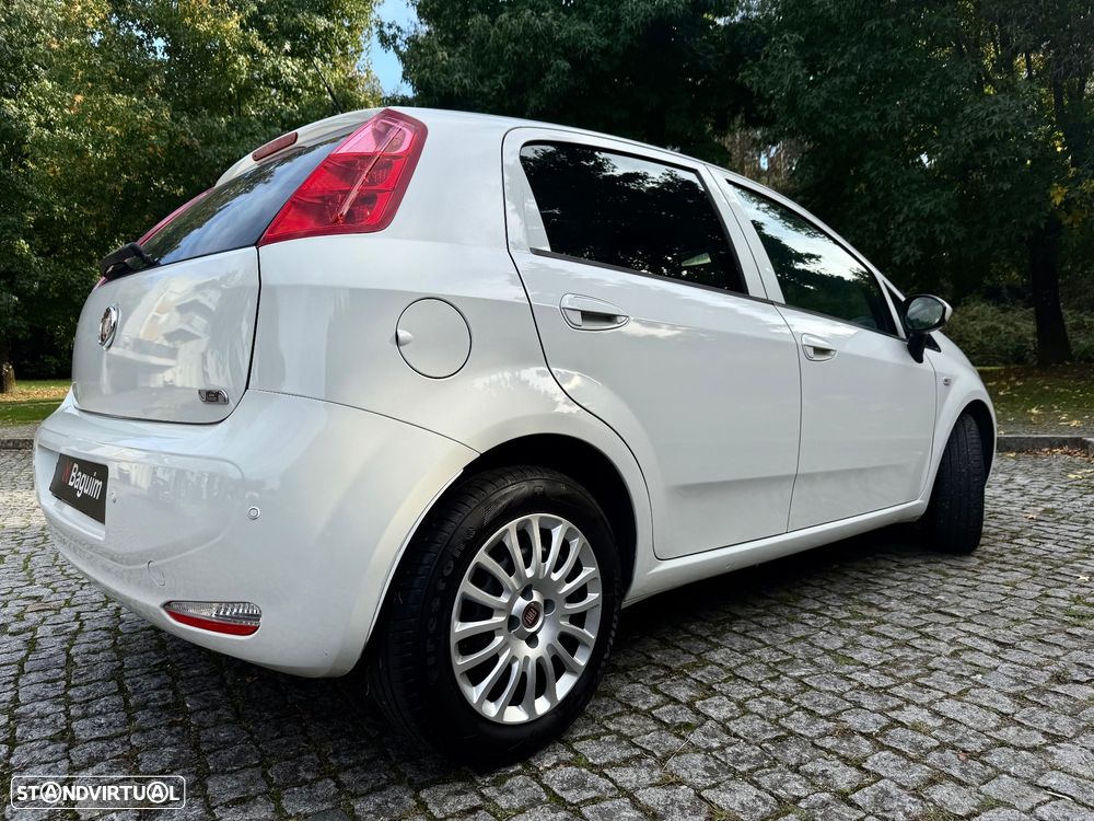 Fiat Punto 1.3 M-Jet IVA Dedutivel - 9