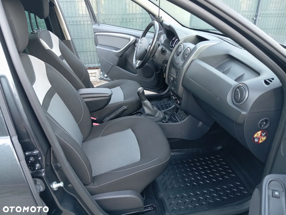 Dacia Duster 1.6 SCe Laureate S&S - 5