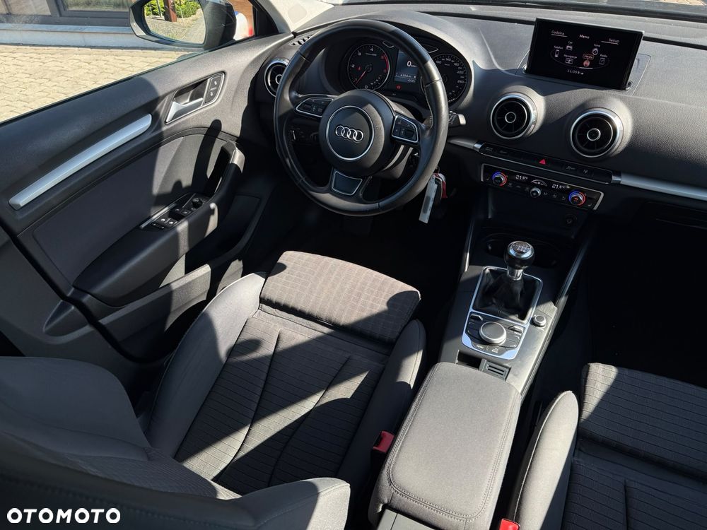 Audi A3 Sportback - 22
