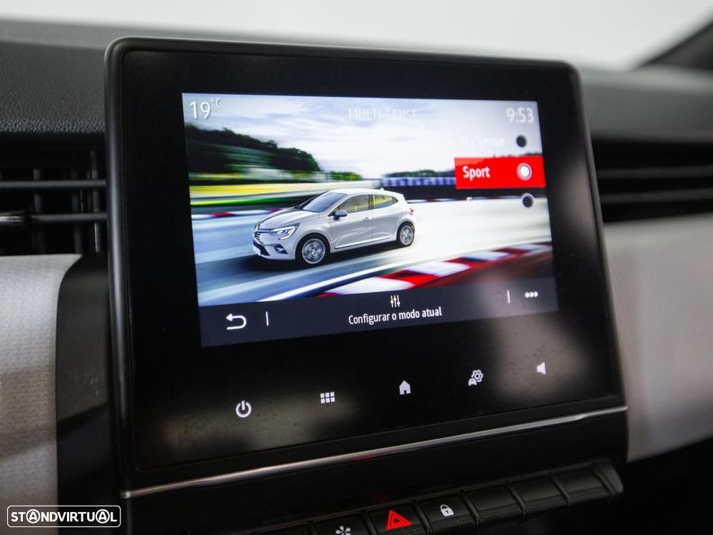 Renault Clio - 23