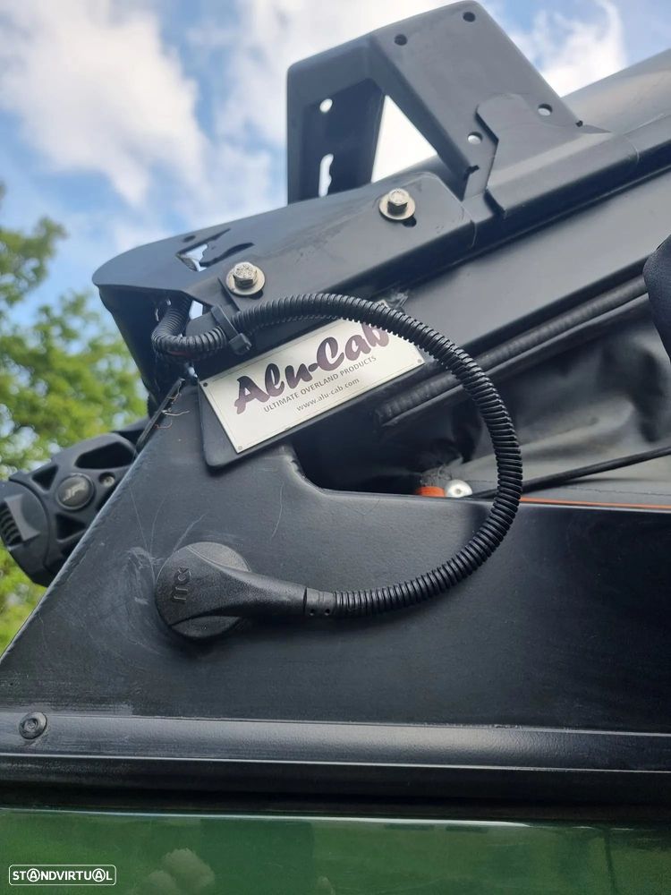 Land Rover Defender 110 2.5 TD5 Metal Top - 7