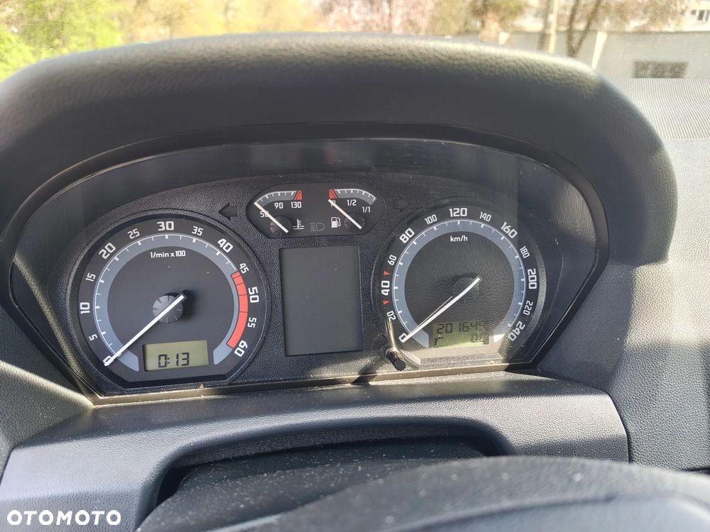 Skoda Fabia - 14