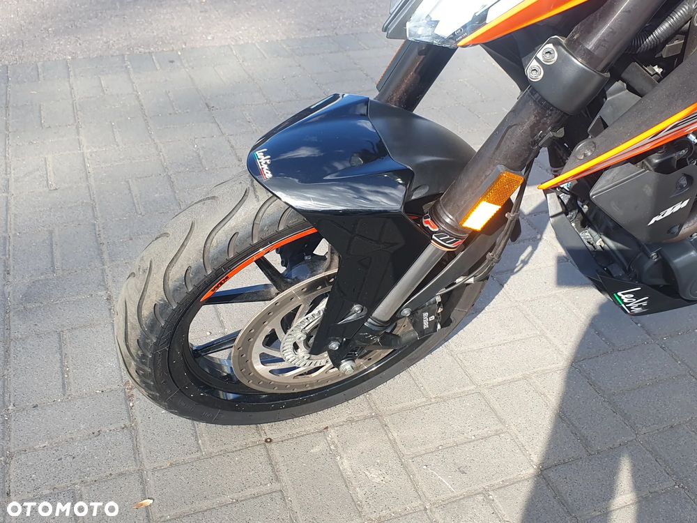 KTM Duke 125 - 29