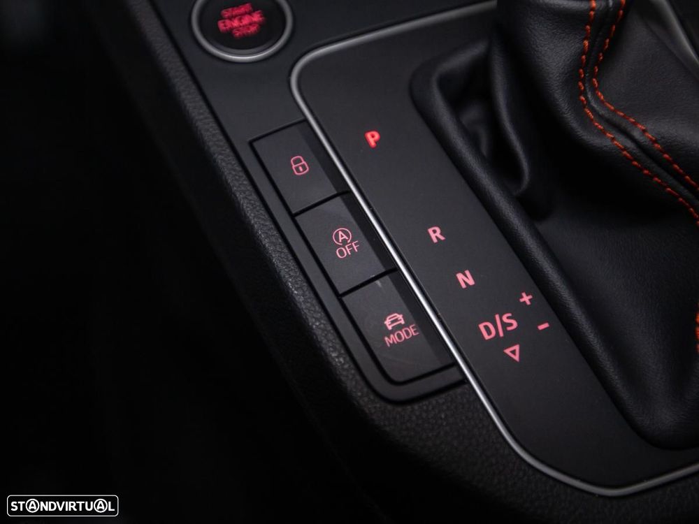 SEAT Ibiza 1.0 TSI S&S DSG FR - 18