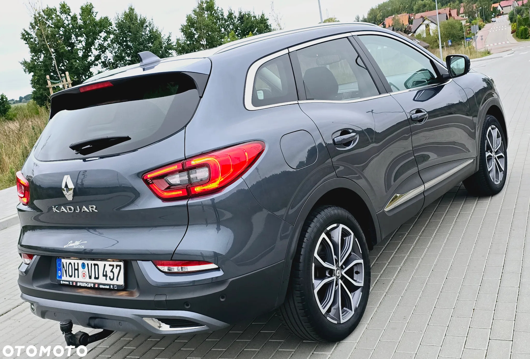 Renault Kadjar TCe 160 EDC GPF mit Deluxe Paket LIMITED - 8
