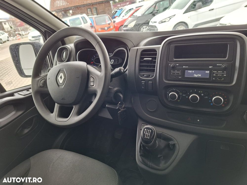 Renault Trafic 2.0 Blue dCi 120 Combi L1H1 8+1 locuri Authentique - 17