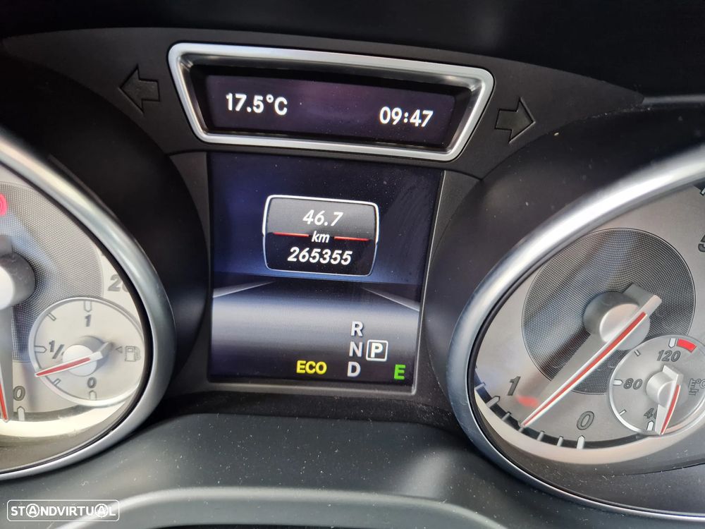 Mercedes-Benz CLA 200 CDI 7G-DCT AMG Line - 14