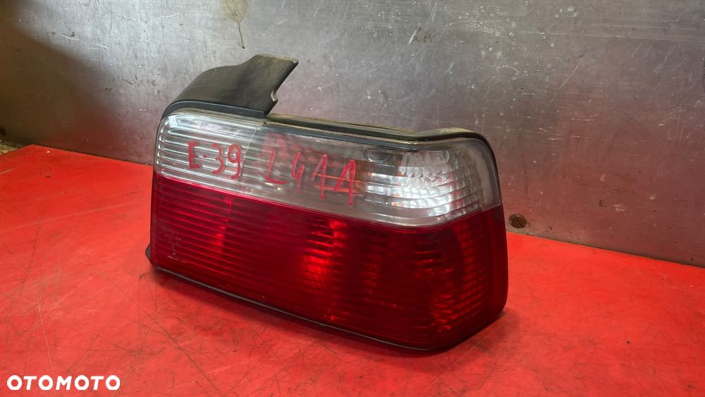 BMW 3 E36 SEDAN LAMPA TYŁ PRAWA TYLNA - 2
