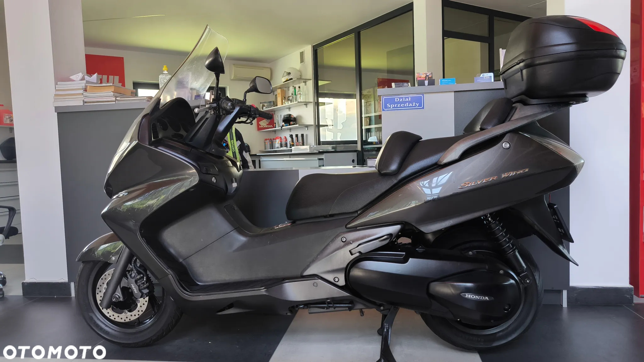 Honda Silver Wing - 5