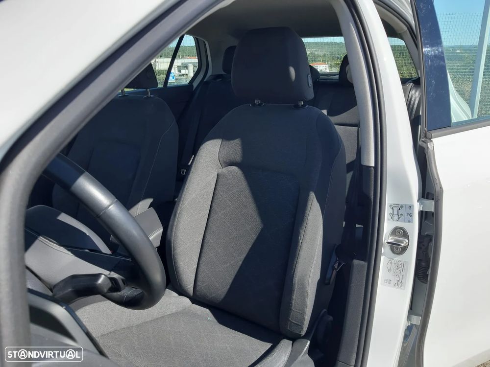 VW Golf 2.0 TDI Life DSG - 10