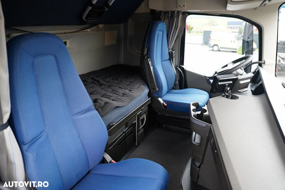 Volvo FH 460 / KIT / I-PARK COOL / ANVELOPE 100% / I-SAVE / + CORTINĂ KRONE / STANDARD / 2X AXE RIDICATIVE / ACOPERIȘ RIDICATIV / TRANSPORT PALEȚI - 25
