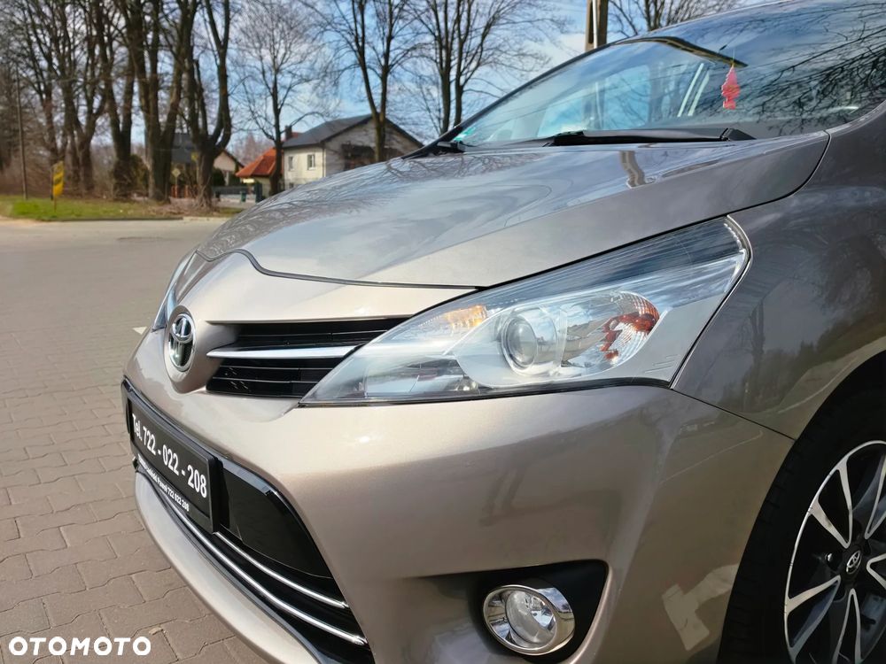 Toyota Verso 1.6 D-4D 5-Sitzer Start/Stop Executive - 9