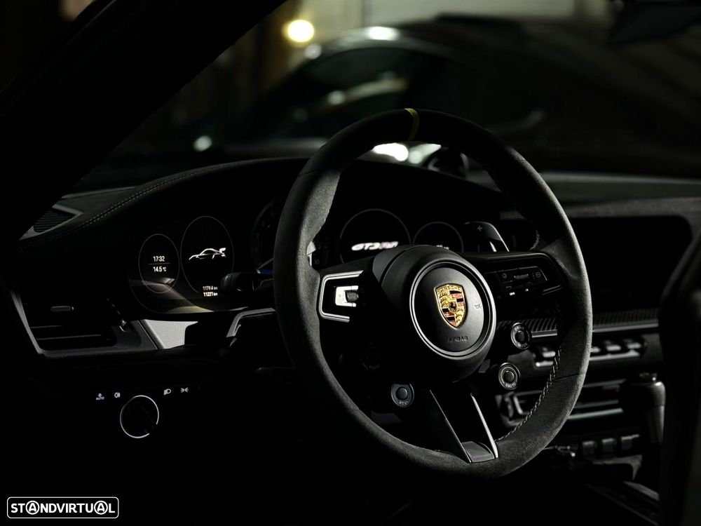 Porsche 911 (992) GT3 RS - 11