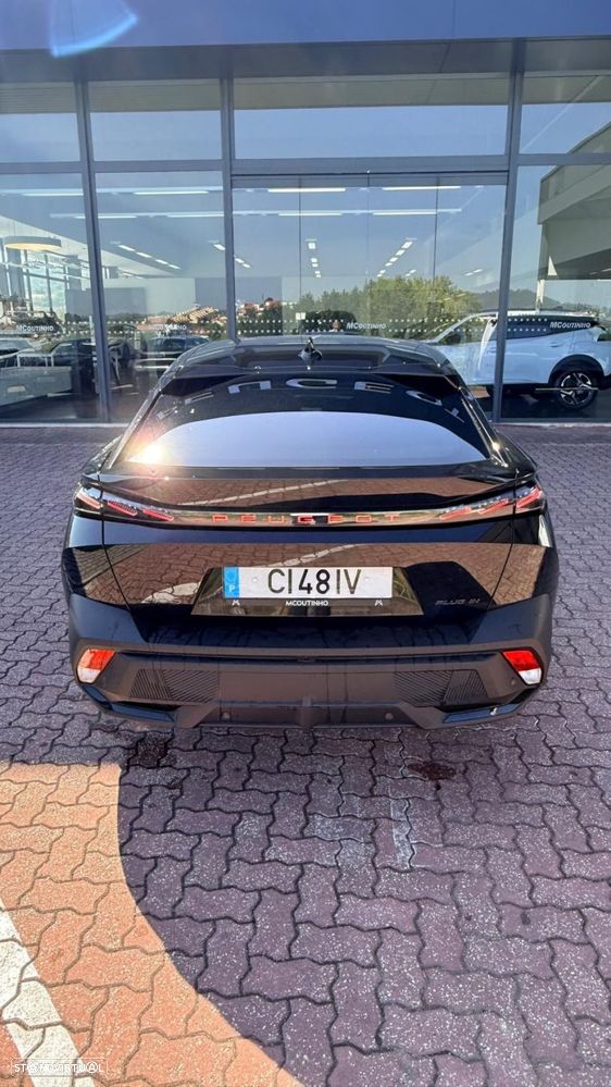 Peugeot 408 - 3