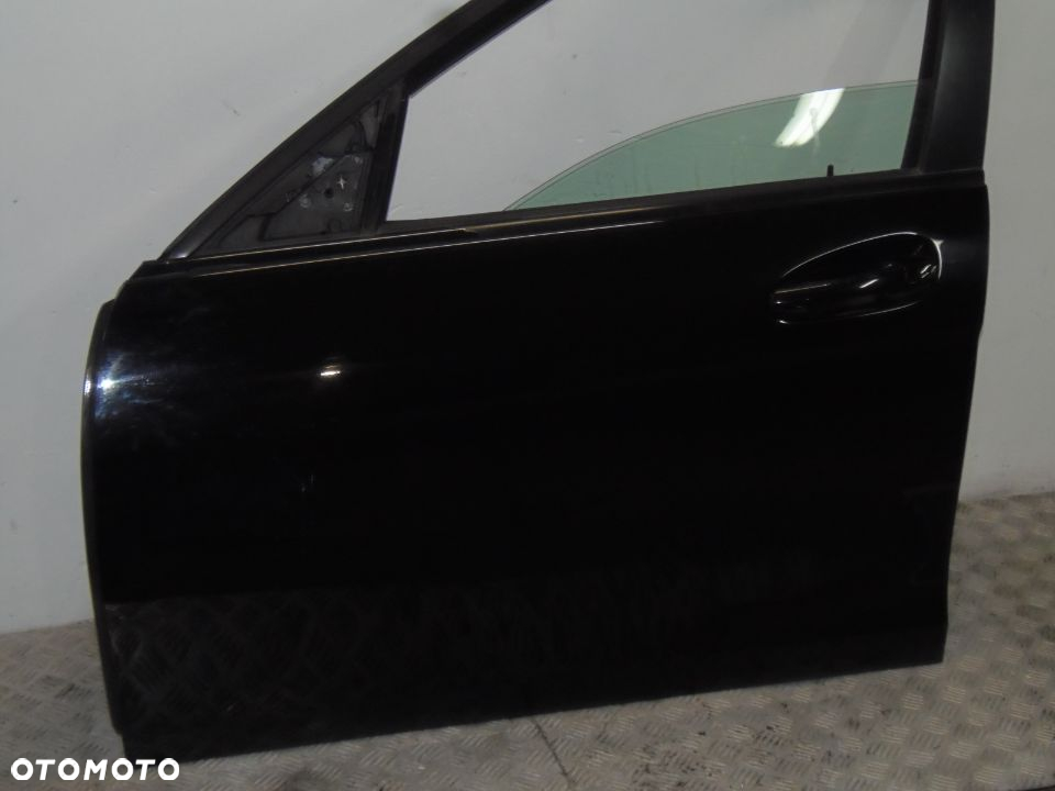 MERCEDES W204 DRZWI LEWY PRZÓD SEDAN K.L C040 - 5