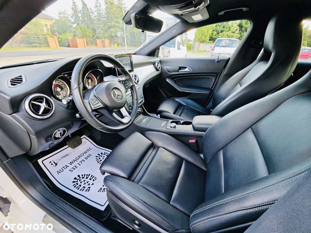 Mercedes-Benz CLA - 11