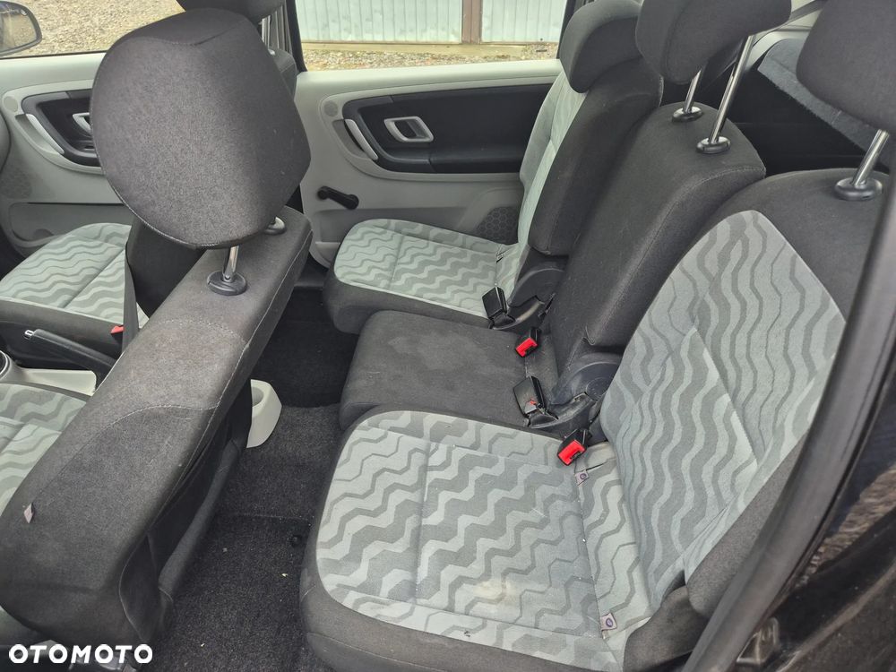 Skoda Roomster 1.4 16V Comfort - 10