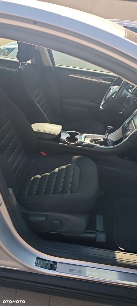 Ford Mondeo 1.5 EcoBoost Trend - 9