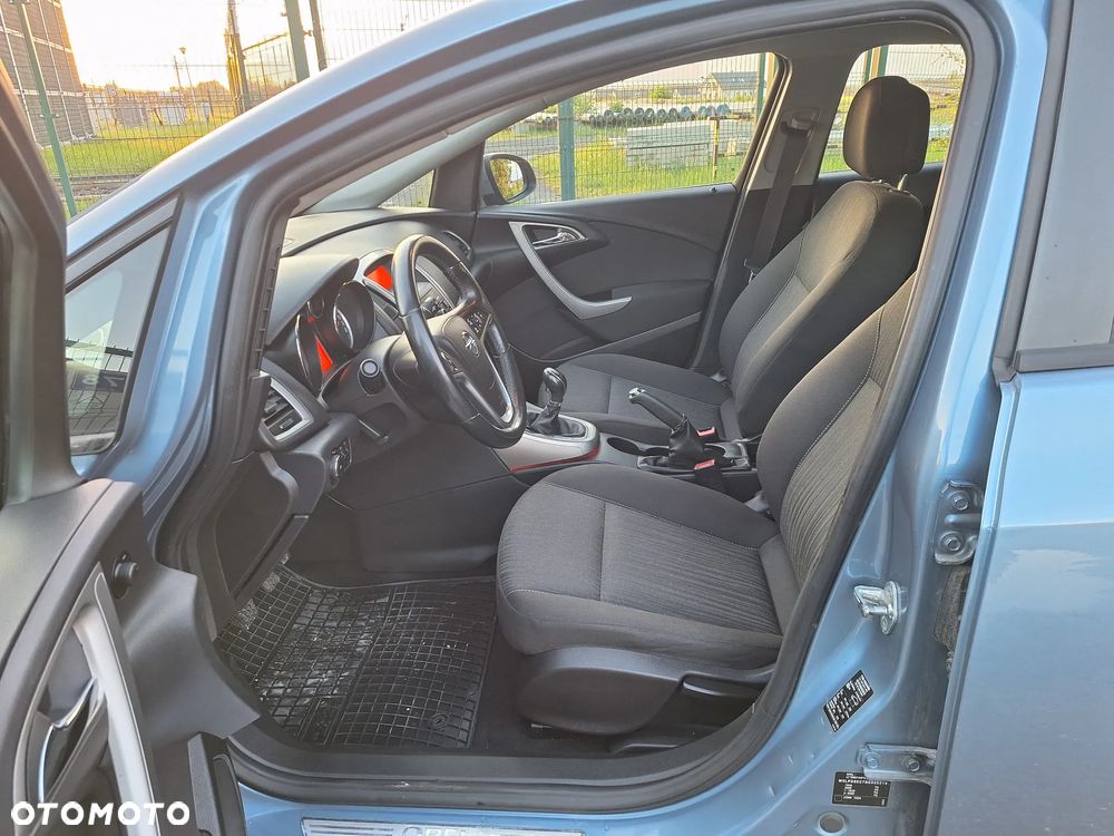 Opel Astra 1.4 Turbo - 6