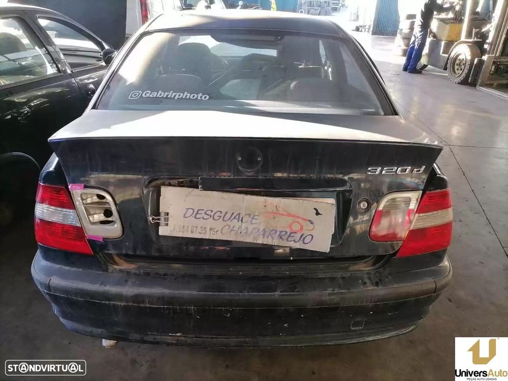 FAROLIM TRASEIRO DIREITO BMW 3 2004 - - 3