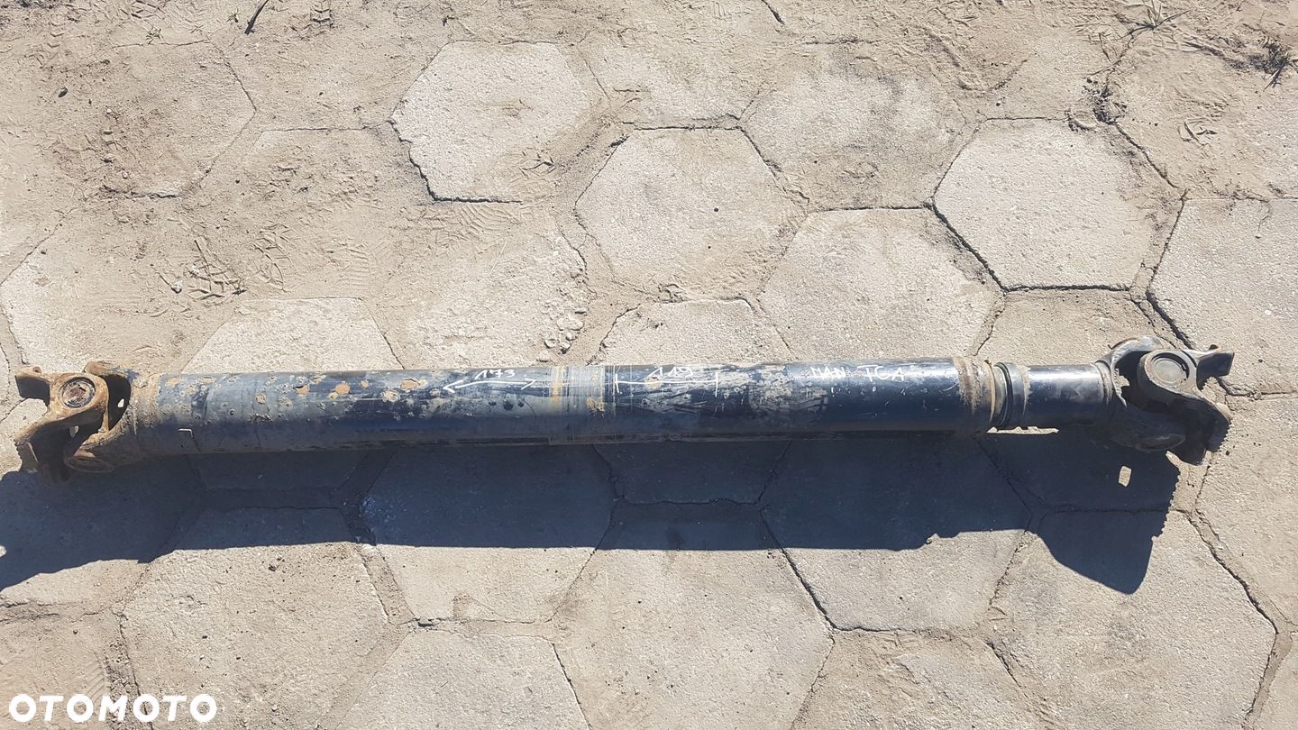 WAŁ PĘDNY NAPĘDOWY MAN TGX TGS CAŁ. DŁ 173 , OD SPAWU DO SPAWU 119 CM - 1