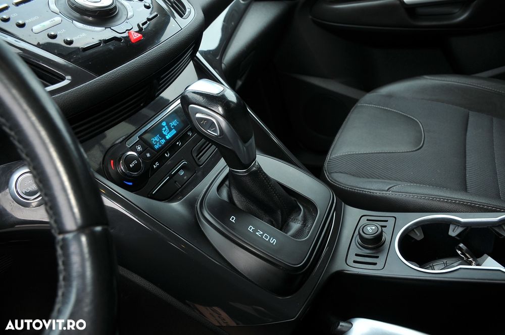 Ford Kuga 2.0 TDCi 4x4 Aut. Titanium - 15