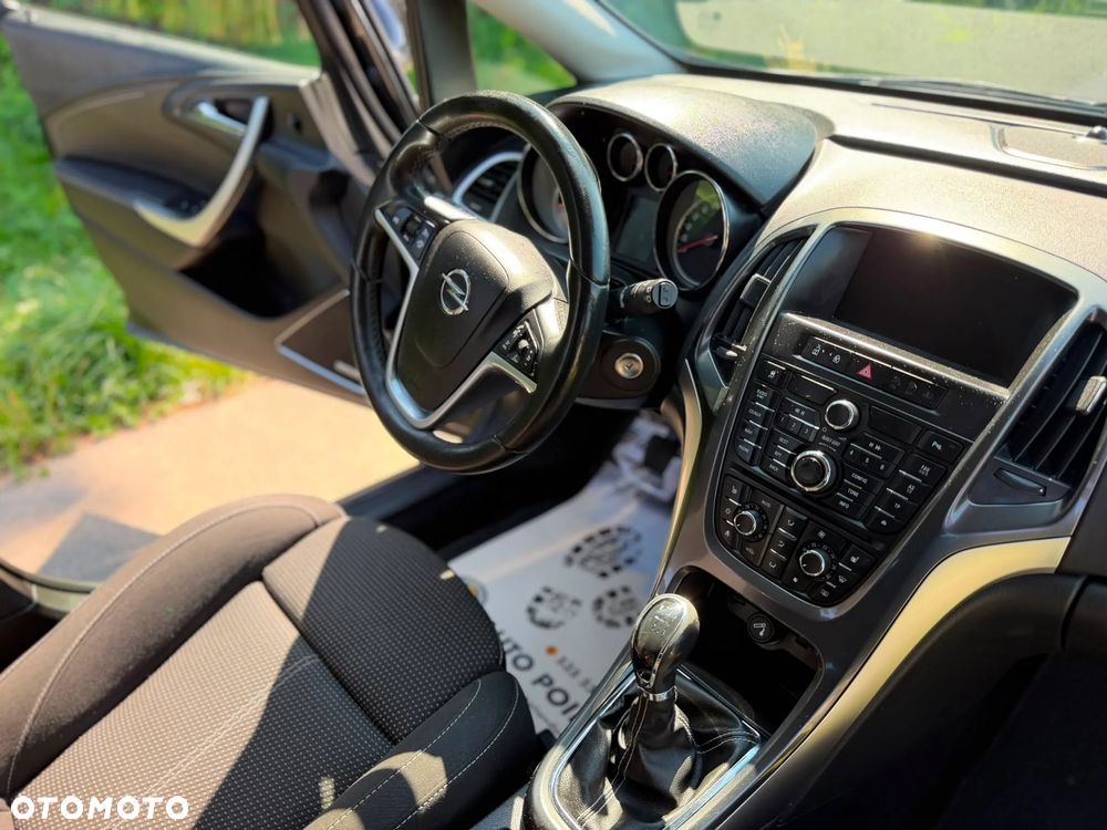 Opel Astra 2.0 CDTI Cosmo S&S - 31