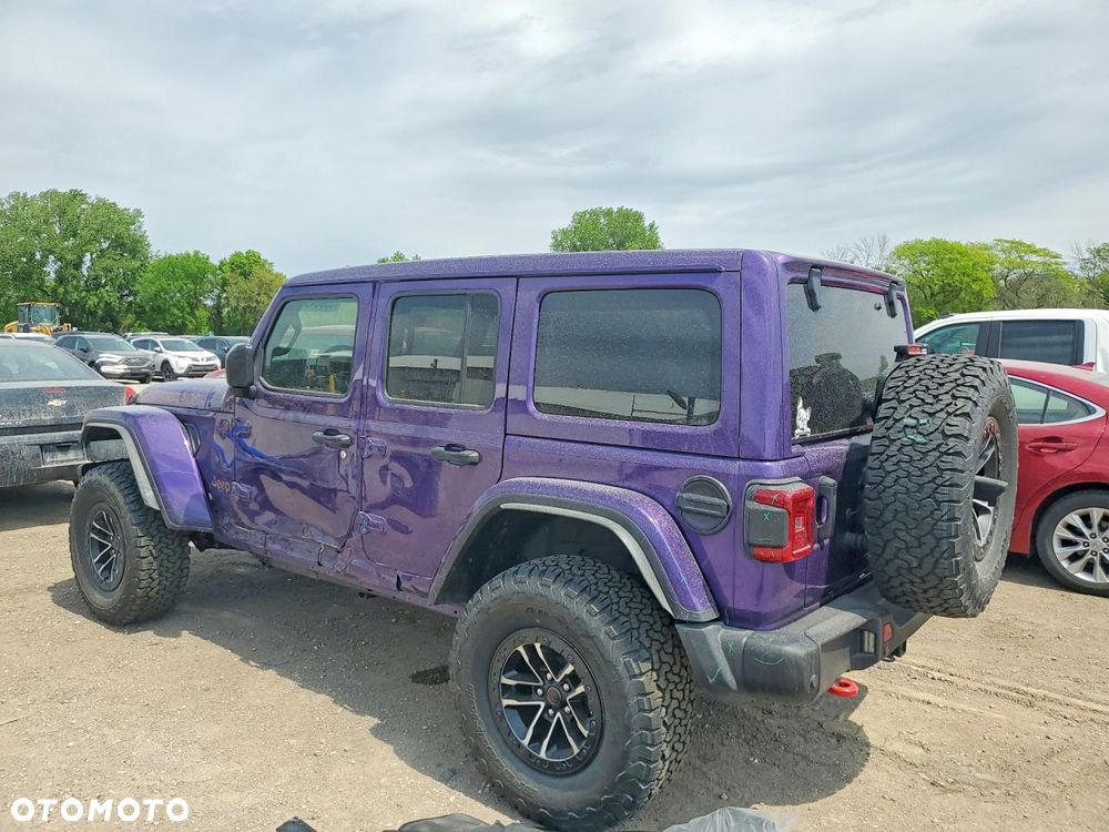 Jeep Wrangler - 3