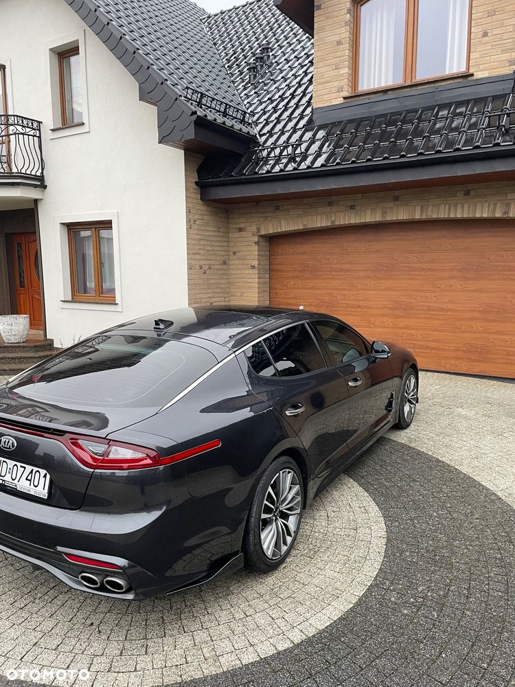 Kia Stinger 2.0 T-GDI GT Line - 10