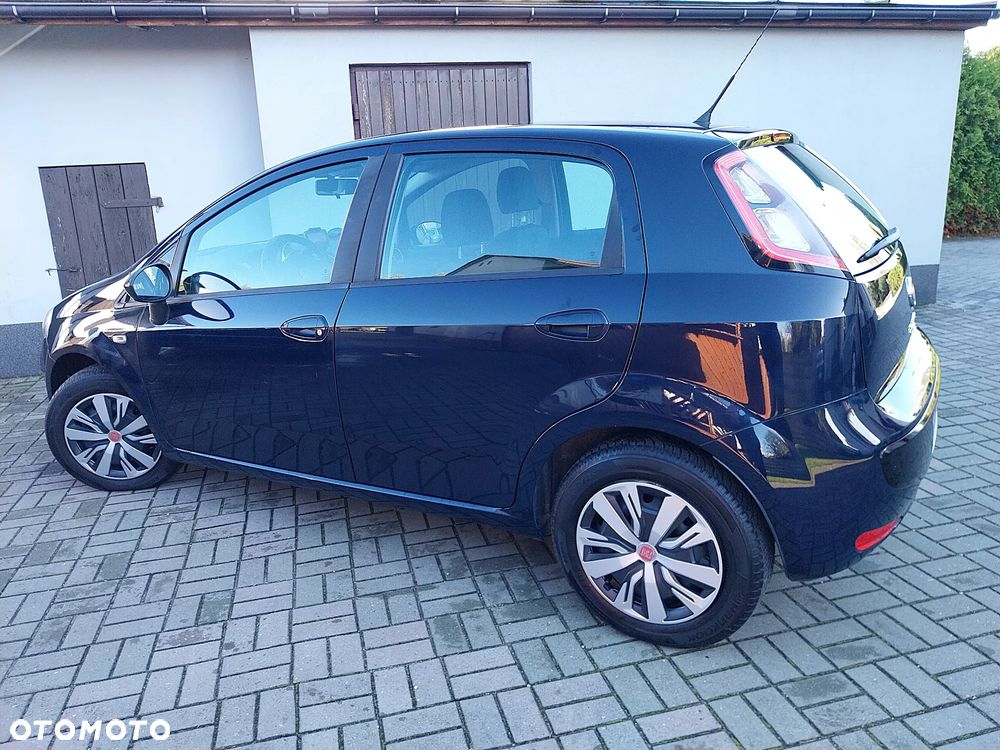 Fiat Punto Evo 2011 photo 4