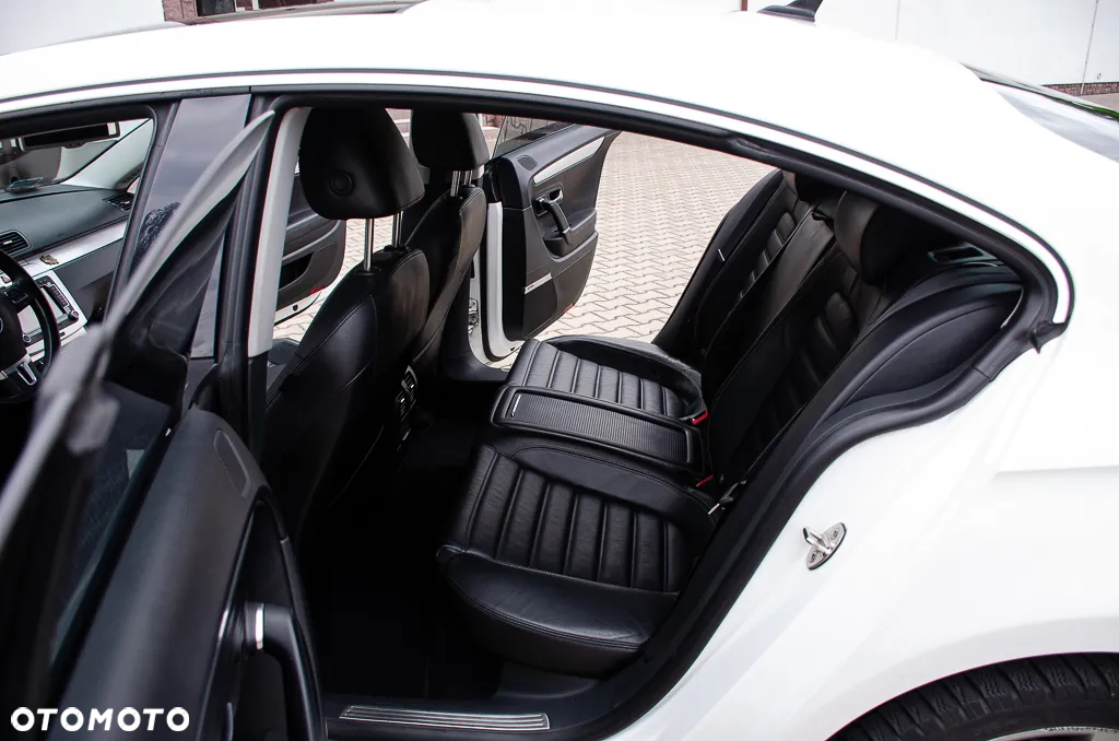 Volkswagen Passat CC 2.0 TSI DSG - 14