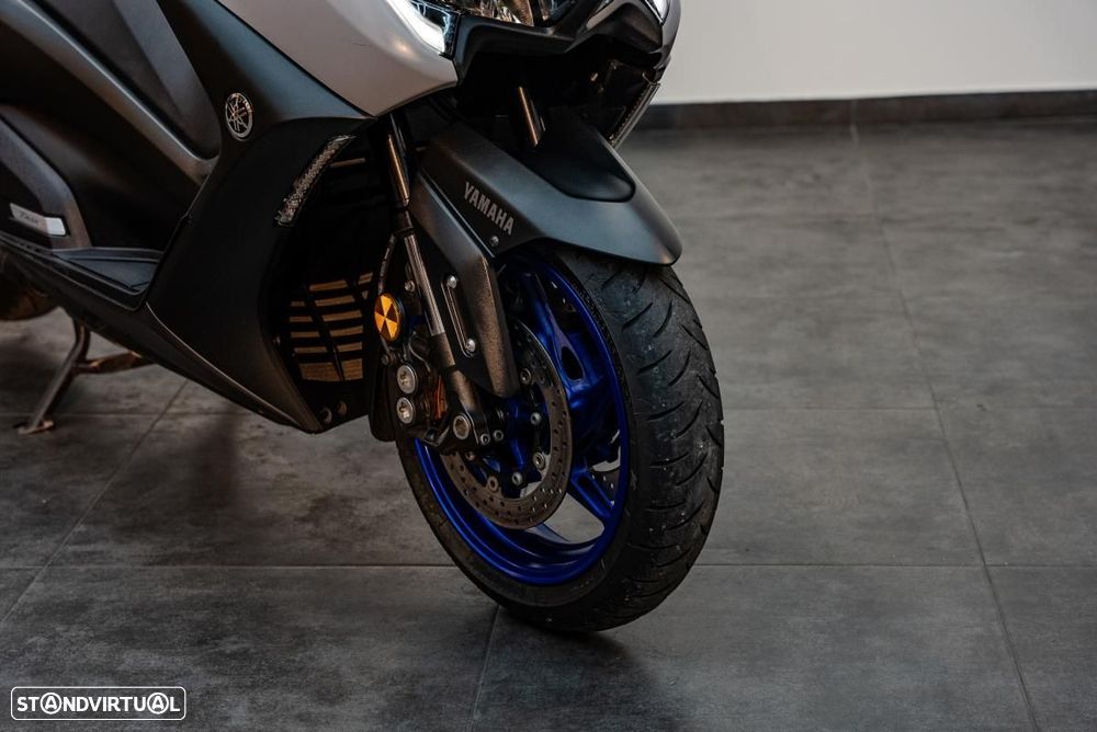 Yamaha TMAX 560 - 8