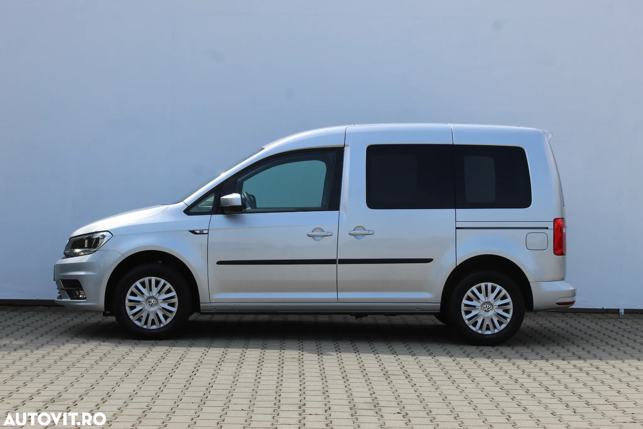 Volkswagen Caddy Combi - 2