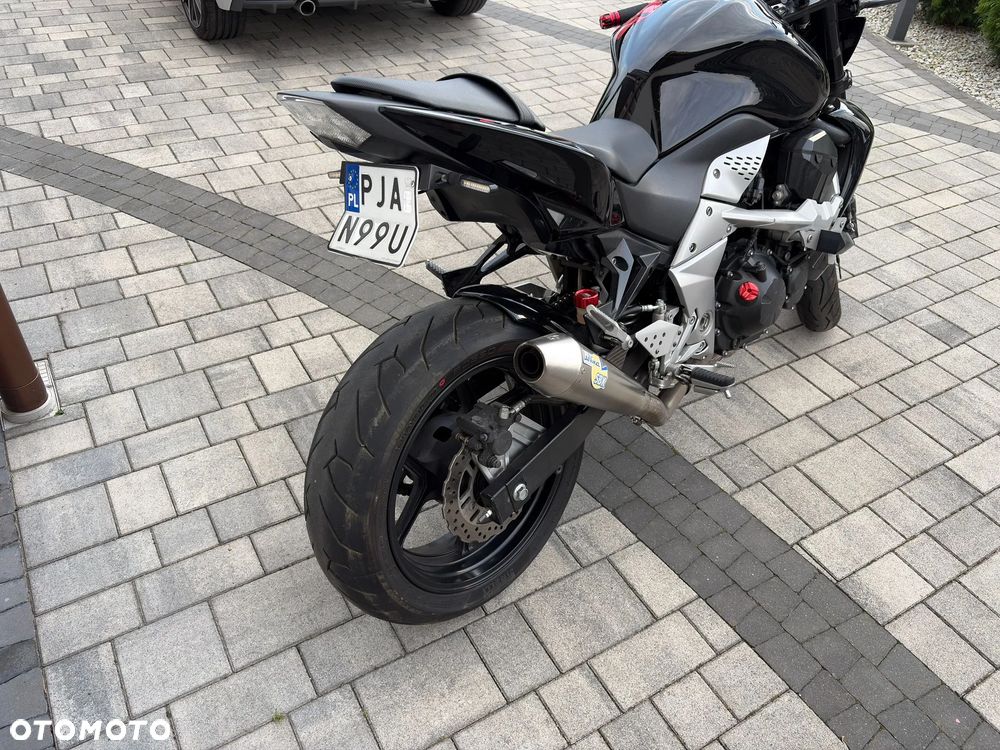 Kawasaki ZR - 12