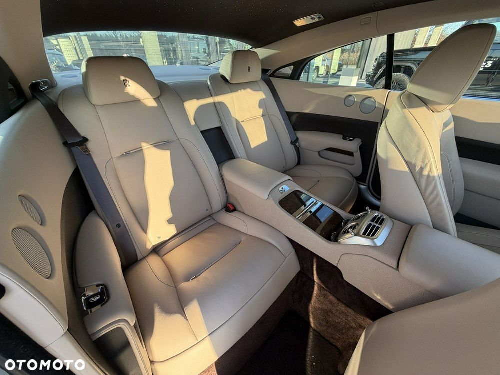 Rolls-Royce Wraith - 22