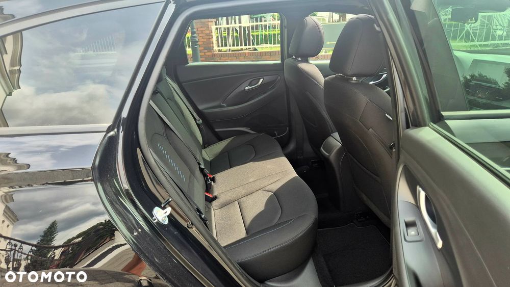 Hyundai i30 1.4 T-GDI DCT Premium - 14