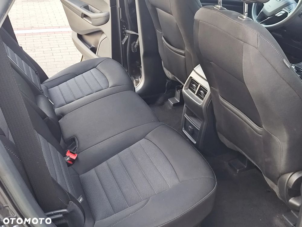 Ford Edge - 25
