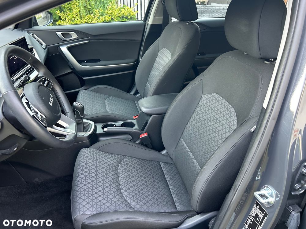 Kia Ceed 1.5 T-GDI OPF Spirit - 10