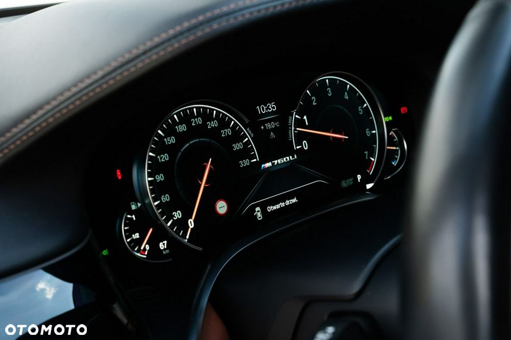 BMW Seria 7 M760Li xDrive - 21