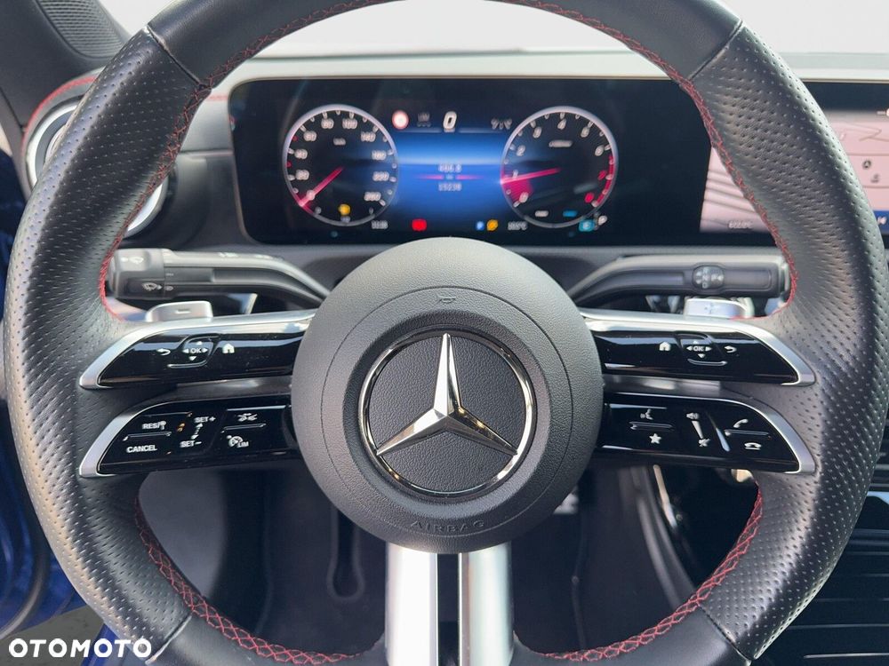 Mercedes-Benz CLA 180 AMG Line 7G-DCT - 12