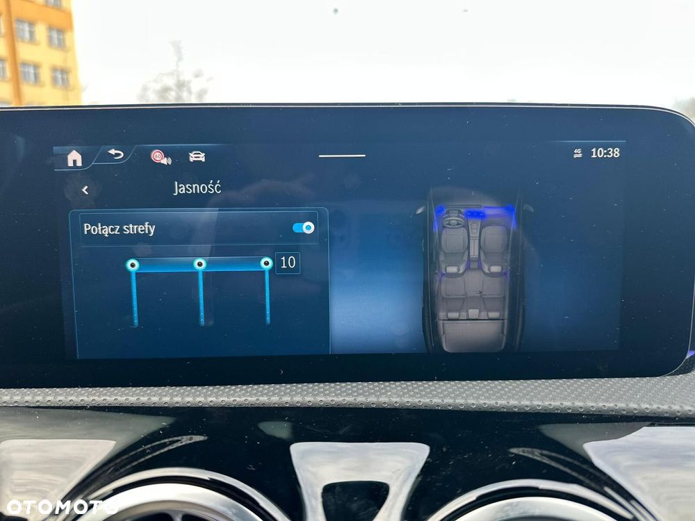 Mercedes-Benz CLA - 18