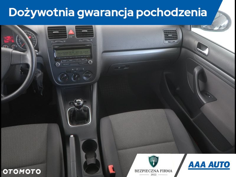 Volkswagen Golf - 9