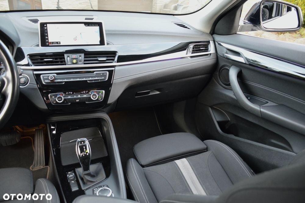 BMW X2 sDrive18d Advantage sport - 23