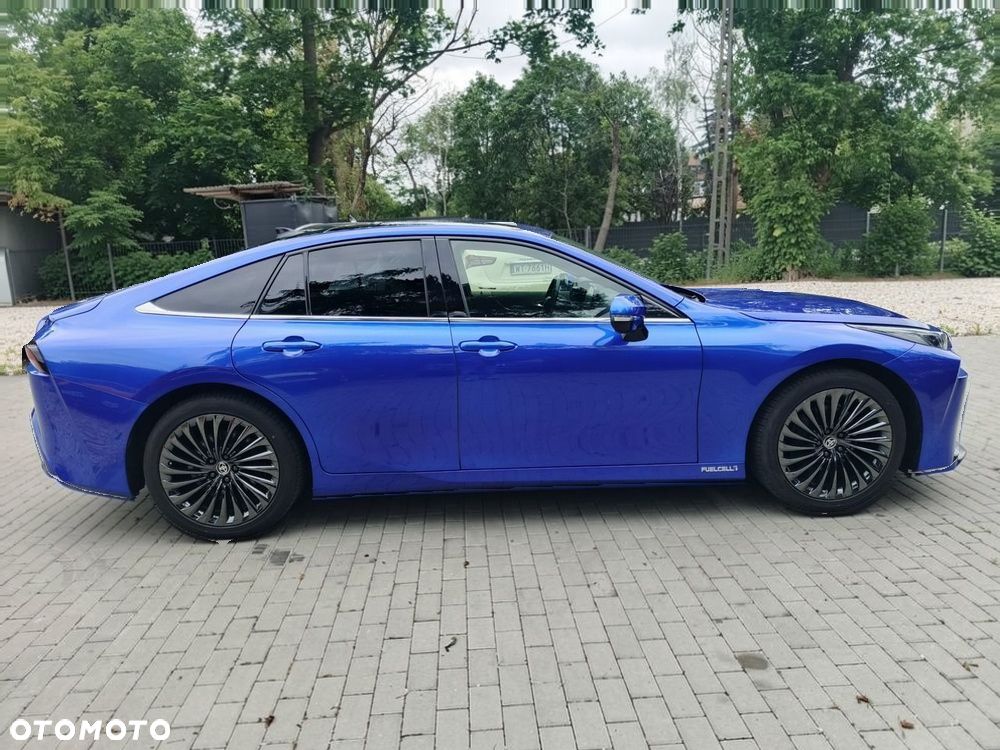 Toyota Mirai - 8
