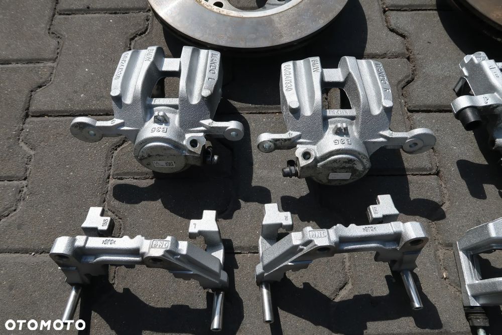 Zestaw Hamulcowy BMW G20 G21 Lift jak nowe - 3