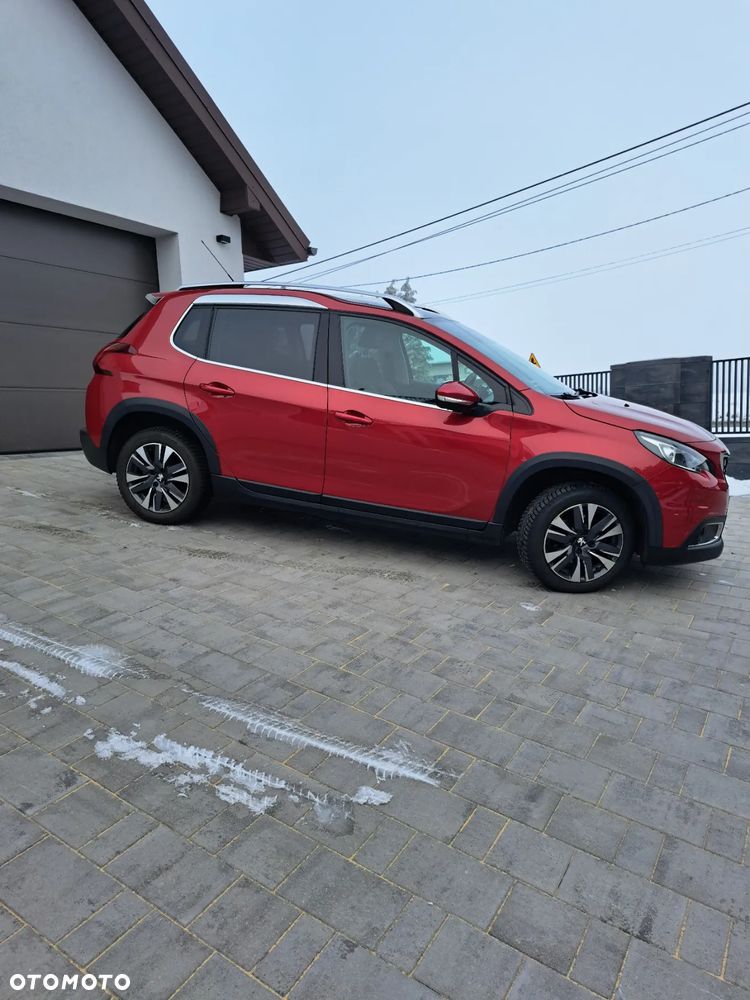Peugeot 2008 1.2 PureTech Allure Pack S&S - 3