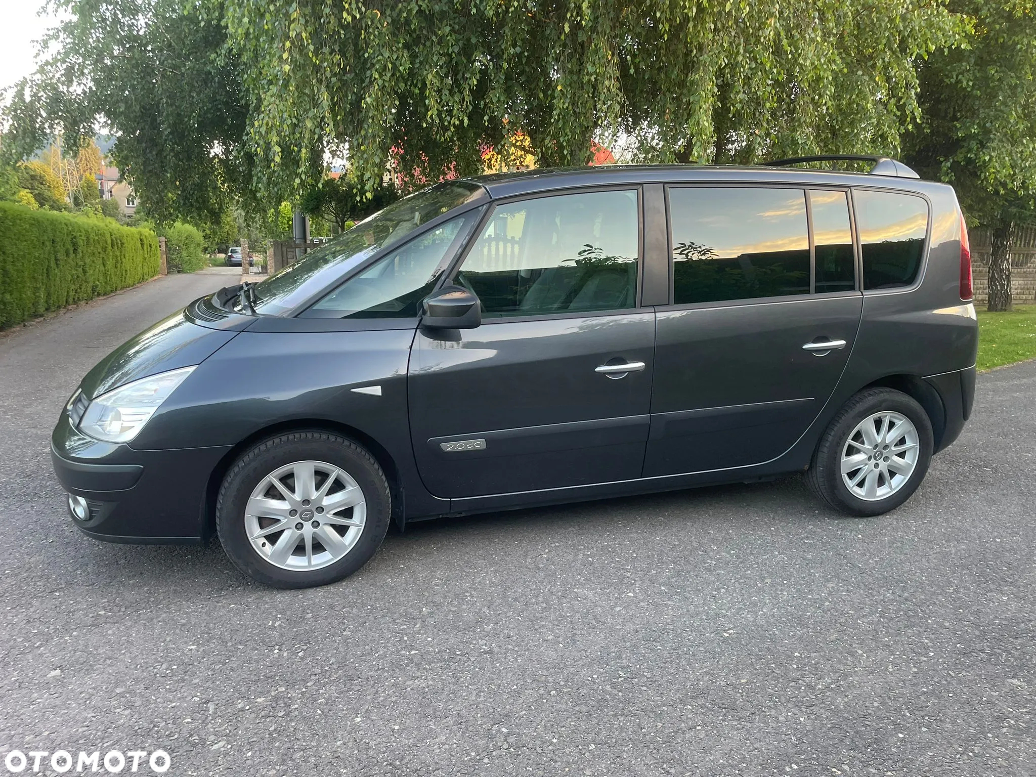 Renault Espace 2.0 dCi FAP Celsium - 4