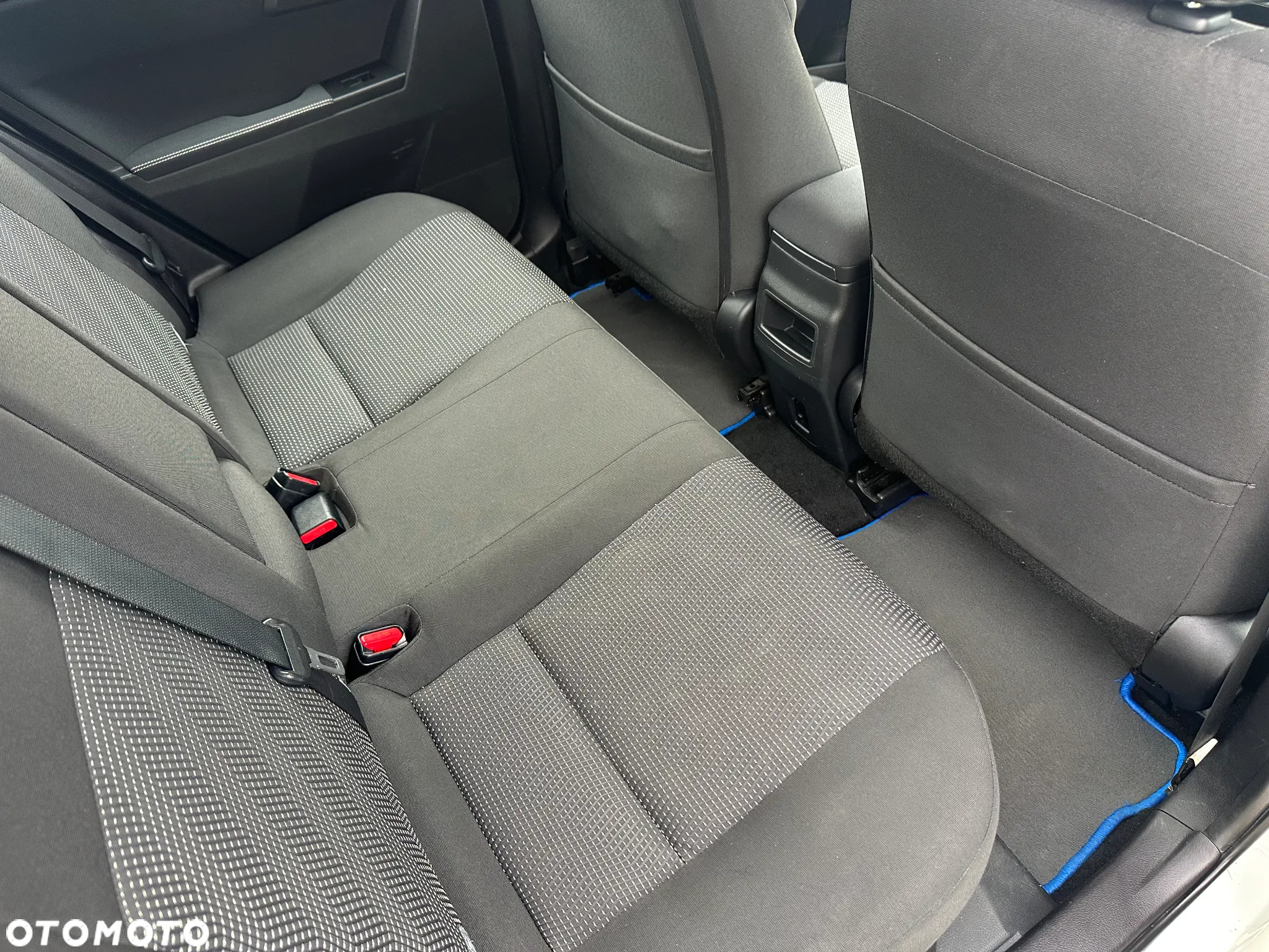 Toyota Auris 1.8 VVT-i Hybrid Automatik Touring Sports Executive - 36