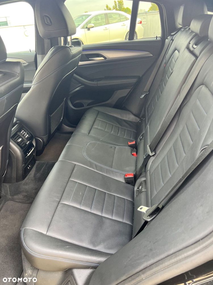 BMW X4 xDrive20d sport - 15