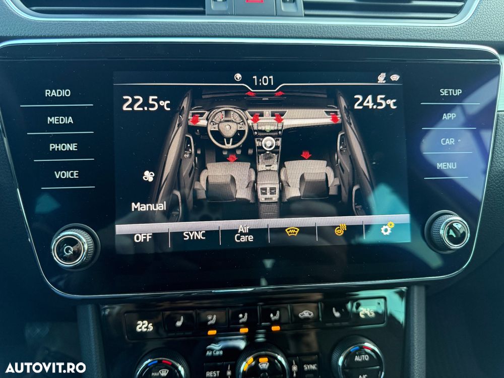 Skoda Superb 2.0 TDI DSG Active - 38